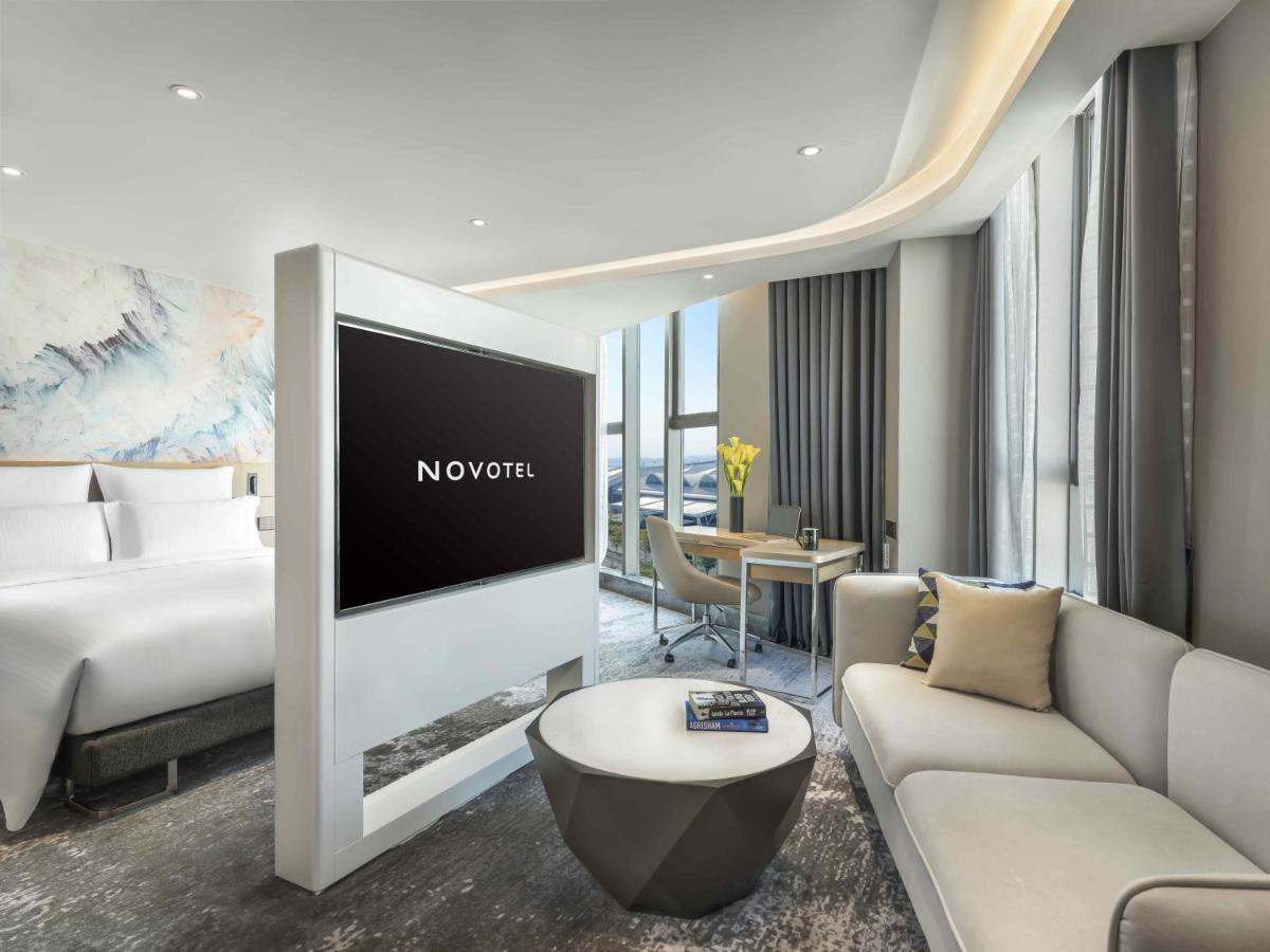 Novotel Guangzhou Baiyun Airport - Canton Fair Free Shuttle Bus & Official Registration Agency Eksteriør bilde
